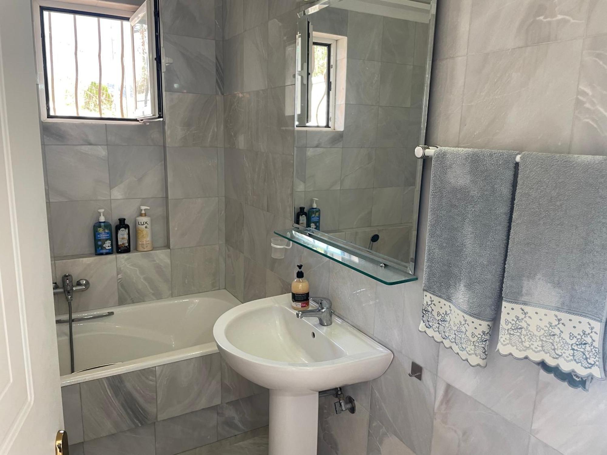 Eagles Nest Villa Athenian Riviera In Aghia Marina Near Lagonisi, Next To The Beach Close To Athens Airport Agia Marina  المظهر الخارجي الصورة